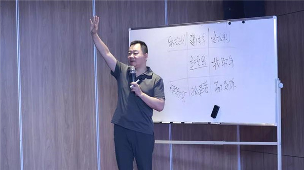 乾港集團(tuán),乾港官網(wǎng),乾港網(wǎng)絡(luò),室內(nèi)空氣凈化公司 乾港集團(tuán),乾港官網(wǎng),乾港網(wǎng)絡(luò),室內(nèi)空氣凈化公司